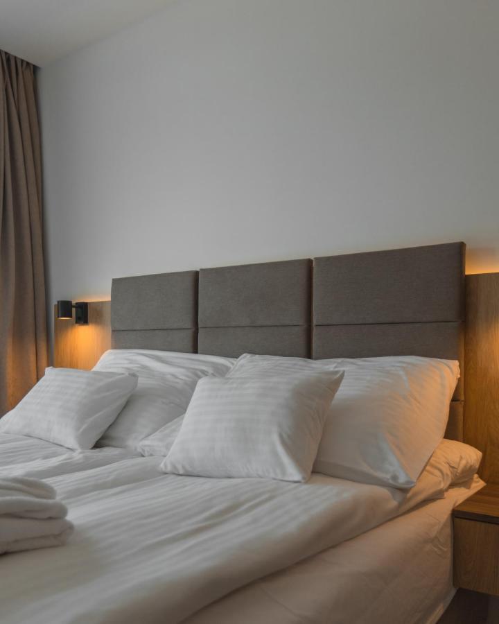 H55 Lejlighedshotel Balatonlelle Eksteriør billede