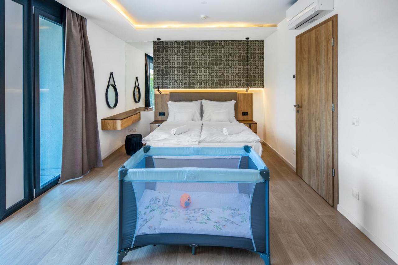 H55 Lejlighedshotel Balatonlelle Eksteriør billede